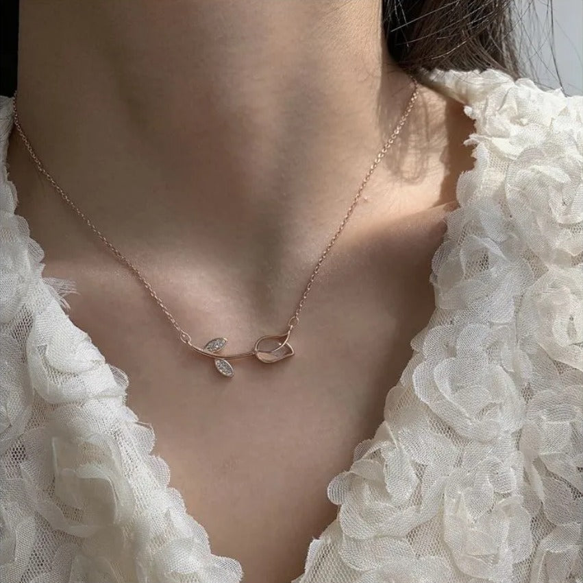 COLLAR TULIPAN CRISTAL🌷 / ENVIO GRATIS